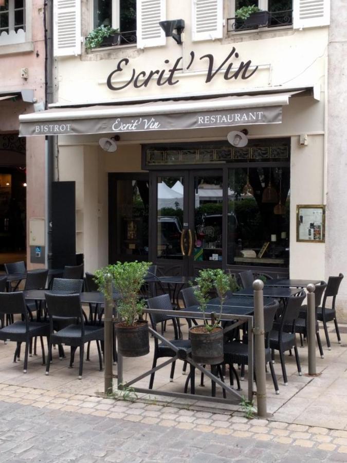 Les Chambres De L'Ecrit'Vin - En Plein Coeur Du Centre-Ville Beaune  Luaran gambar