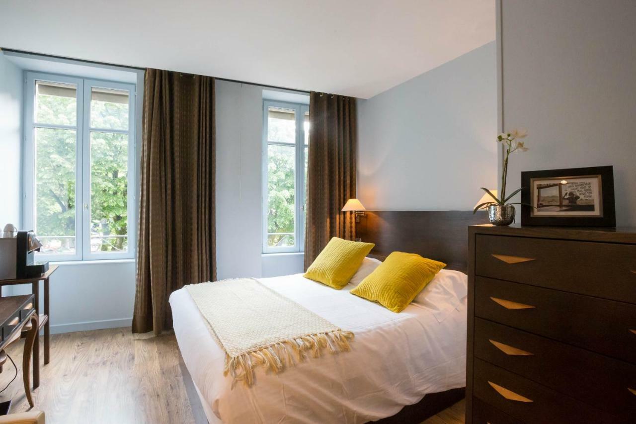 Les Chambres De L'Ecrit'Vin - En Plein Coeur Du Centre-Ville Beaune  Luaran gambar